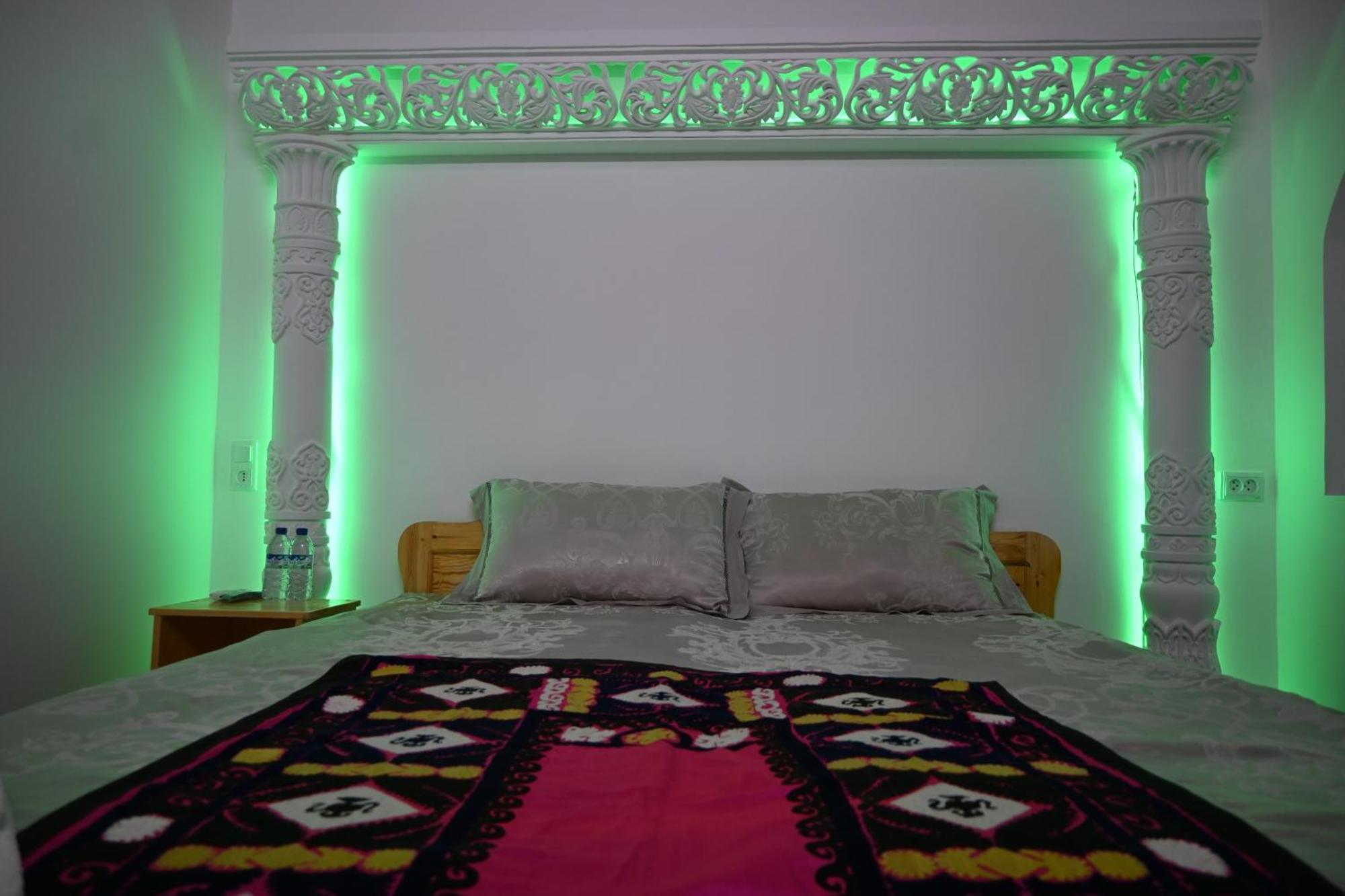 Khiva Tosh Darvoza & Trip Service المظهر الخارجي الصورة
